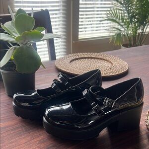Seychelles Black Platform Loafers with Chunky Sole
